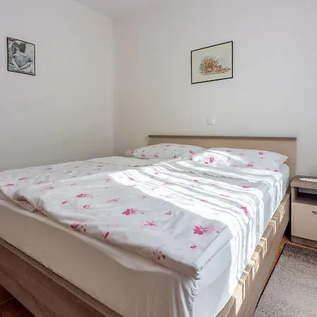 Apartman Mediterranes Nur 750 Meter Zum Mit Grill, Klima, Wifi *