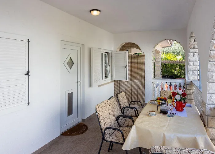 Apartment Mediterranes Nur 750 Meter Zum Mit Grill, Klima, Wifi