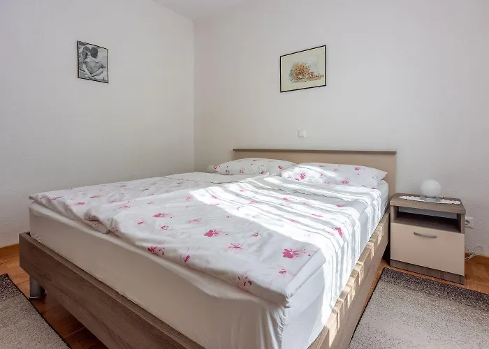 Апартаменты Mediterranes Nur 750 Meter Zum Mit Grill, Klima, Wifi *