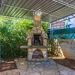 Mediterranes Nur 750 Meter Zum Mit Grill, Klima, Wifi *