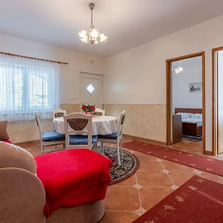 Mediterranes Nur 750 Meter Zum Mit Grill, Klima, Wifi Appartement *